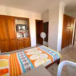 Spacious Private Room & Bathrom Near Bay